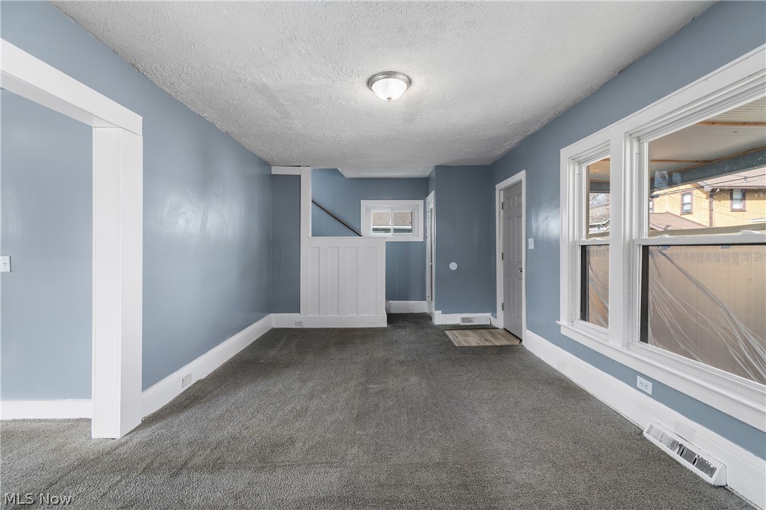 Luedella Court - Residential