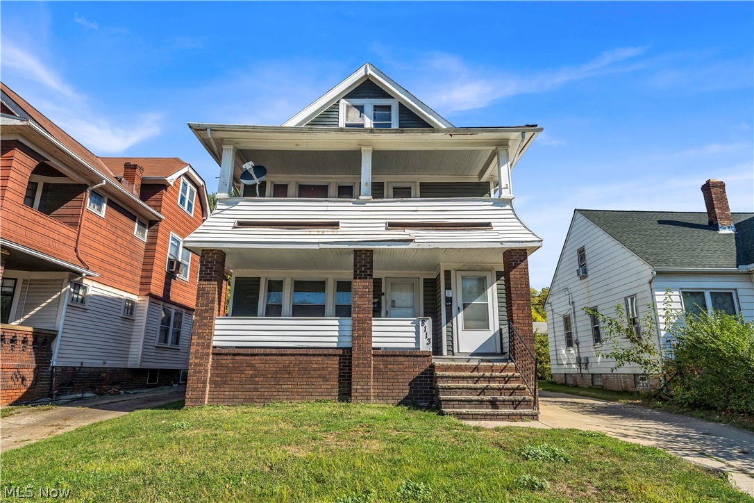 8113 Garfield Blvd | DN, Garfield Heights - Spacious 2-bed 1-bath multi-family home! //

$ 950 rent / $ 950 deposit //
$55 application fee per adult //
1-2 pets OK in this unit. After application pre-approval, a PetScreening is required for any animals to proceed with one of our properties; a PetScreening affidavit is still required if you have no pets. (Some breed restrictions apply per HUD guidelines). //
NO SMOKING //
1 time $139 non-refundable set up fee paid at lease signing //

$35/month required resident benefit package; can include personal property/liability insurance for an additional $10/month for $45/month total. //

After application Pre-Approval 1 applicant per household application is required to fill out a PetScreening application, before being about to proceed with placing a Reservation Fee for one of our properties. You will receive a pre-approval for your application and in order to proceed, the PetScreening is required. Even if you have NO pets - this application must be filled out. One time, non-refundable pet fee of $250-600 per animal applies to all pets & must be paid before or when you pay your first month rent. (No fee for qualified assistance animals). //

Our application is processed through secure site: Findigs, and they require ID and income verification. Without this, your application will not be processed. They offer 24/7 chat support on their application directly if you have any questions. //

BEDROOMS:2 //
BATHROOMS:1 //
APPLIANCES PROVIDED: Dishwasher / Fridge & Stove to be provided upon move in. //
UTILITIES / RESIDENT RESPONSIBILITY: Resident pays gas and electric and is responsible for snow removal. //

Serious inquiries only.