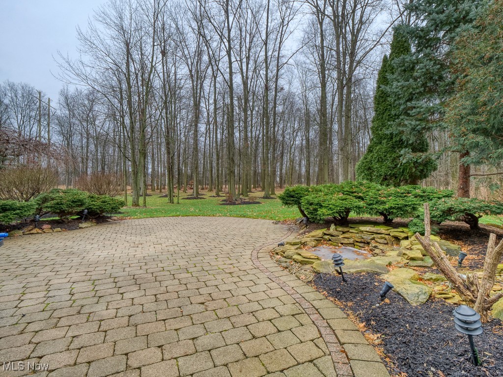 Falls Pointe - Residential