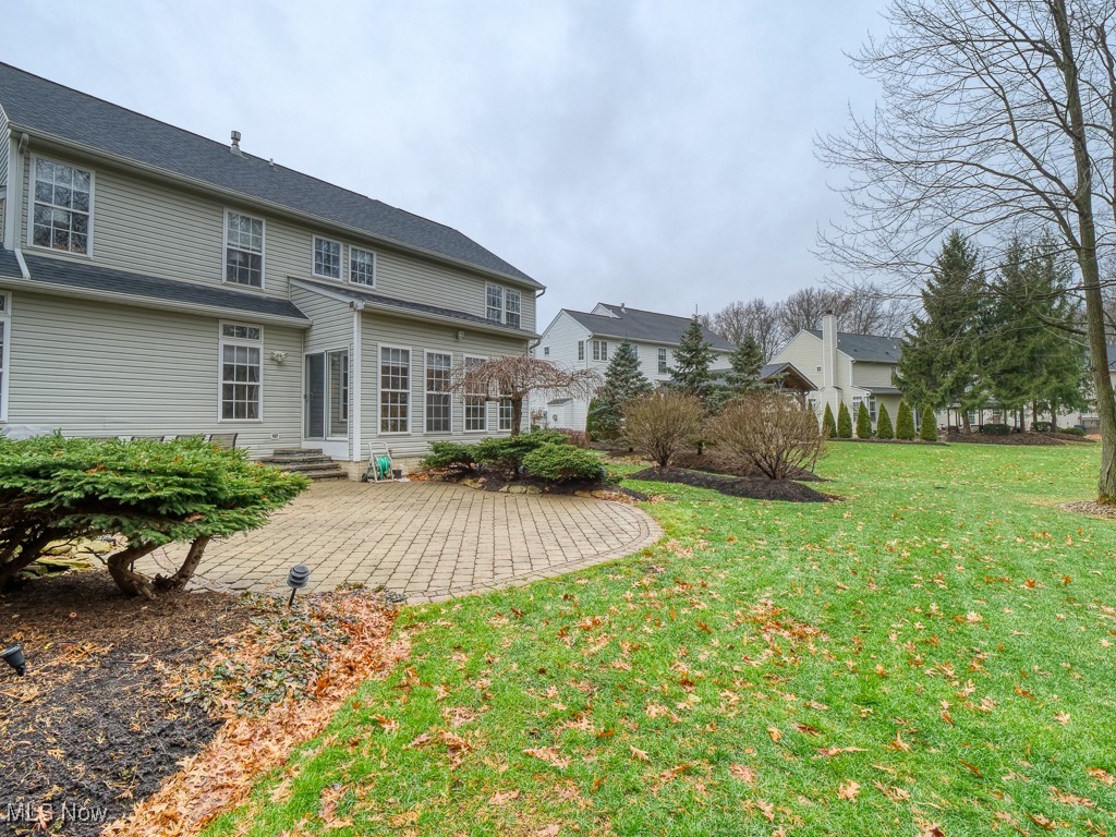 Falls Pointe - Residential
