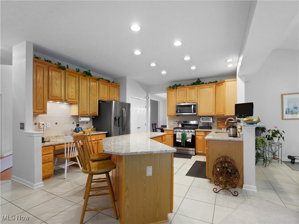 Falls Pointe - Residential