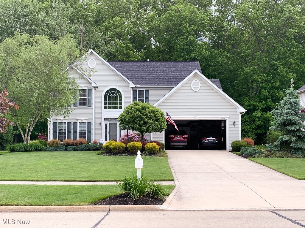 Falls Pointe - Residential