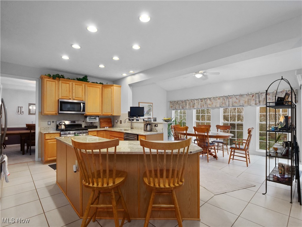 Falls Pointe - Residential