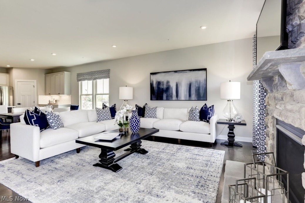 Falls Glen - Residential