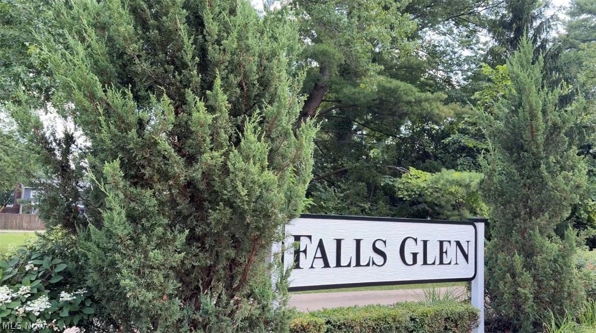 Falls Glen - Residential