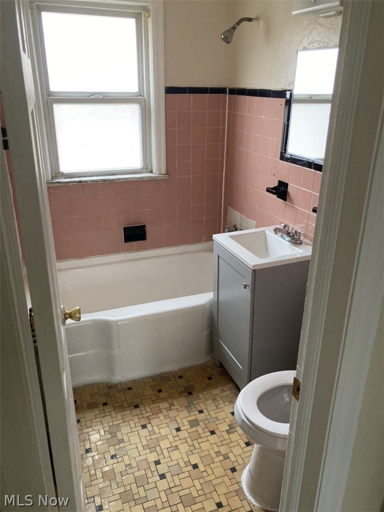 Euclid - Residential Lease