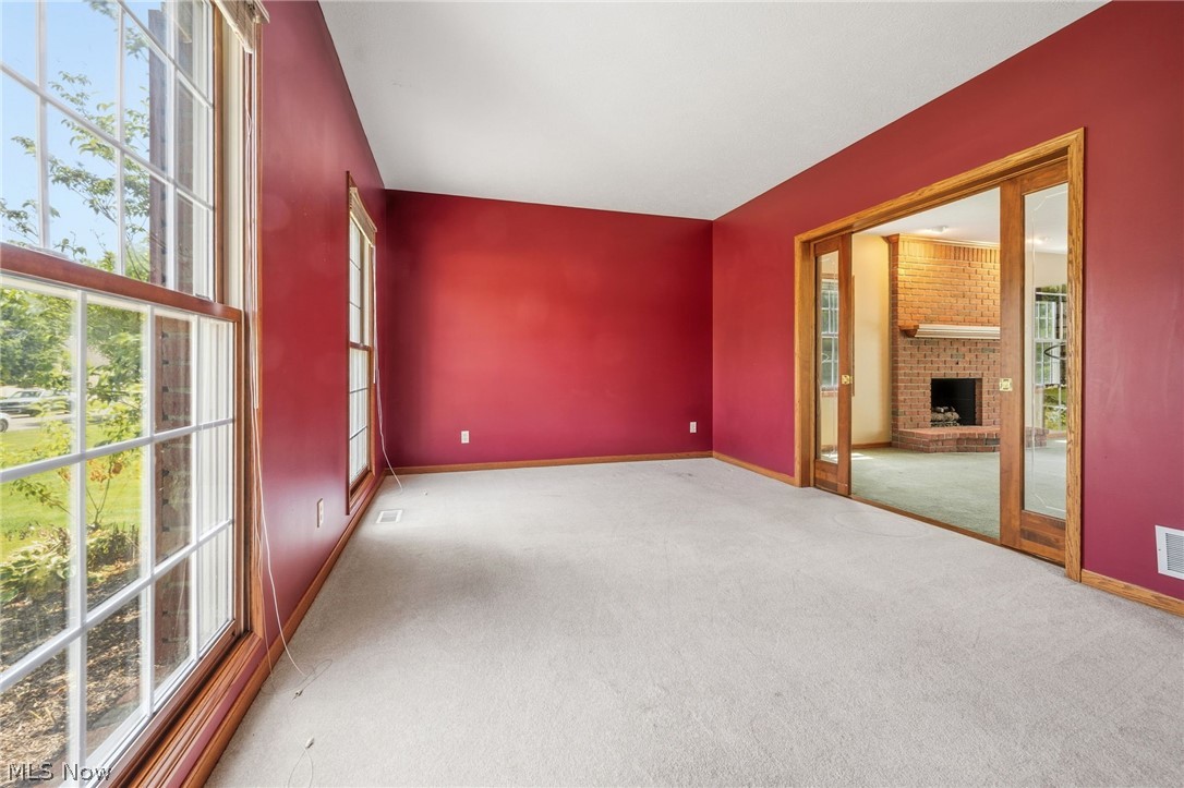 Laurelwoods - Residential