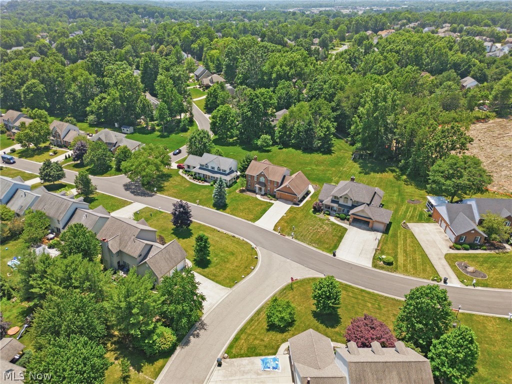 Laurelwoods - Residential