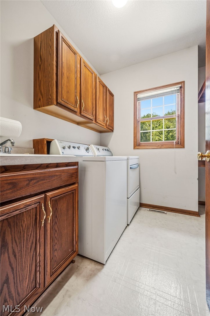 Laurelwoods - Residential