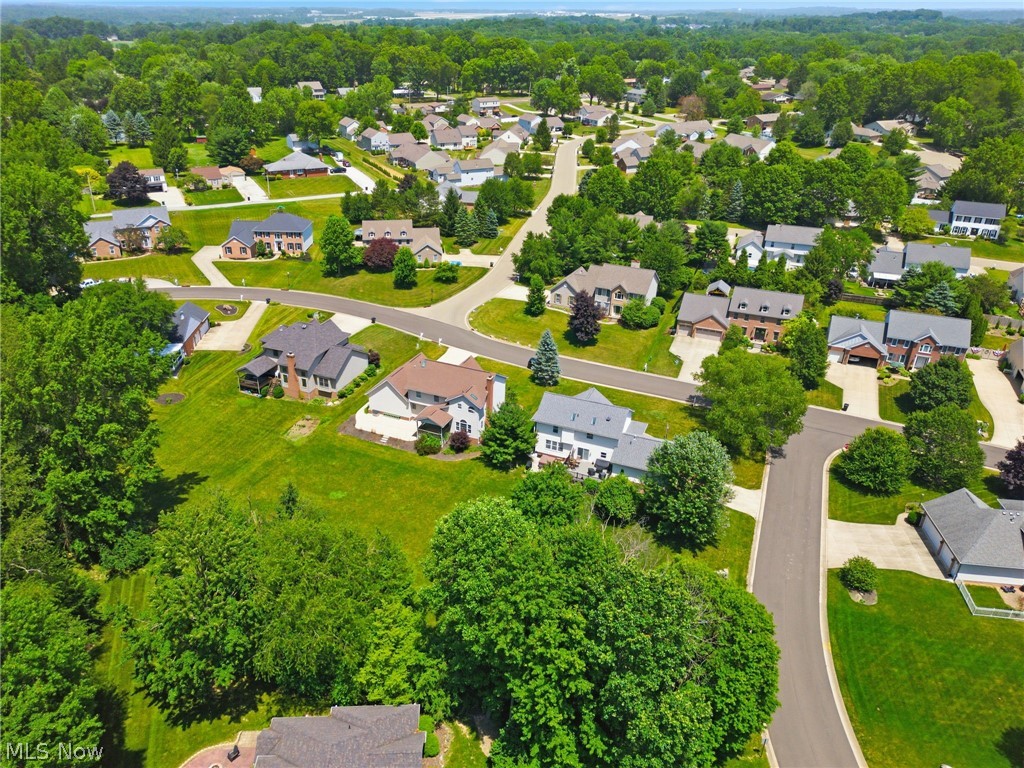 Laurelwoods - Residential