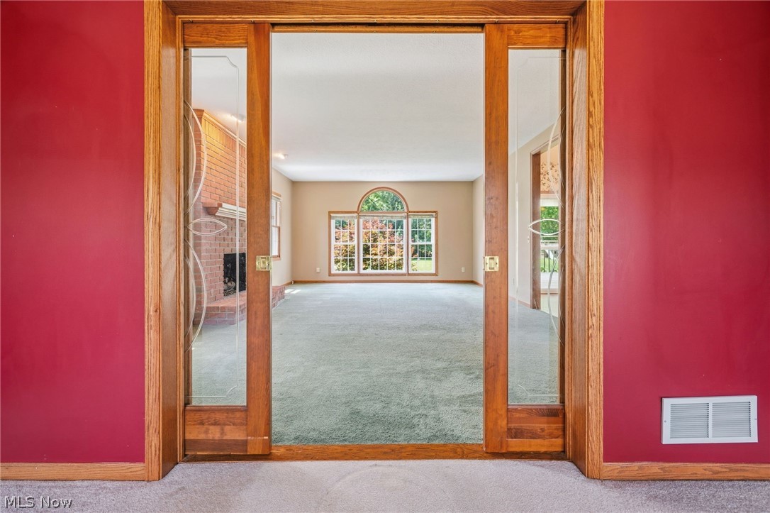 Laurelwoods - Residential