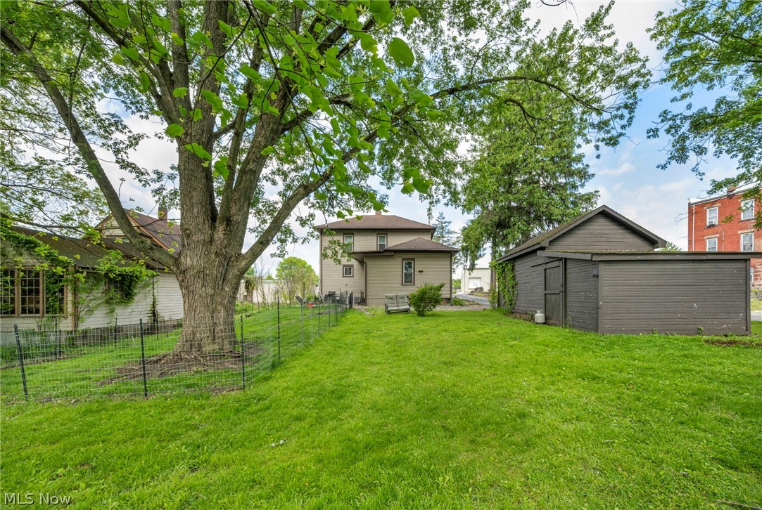 Village/Navarre - Residential