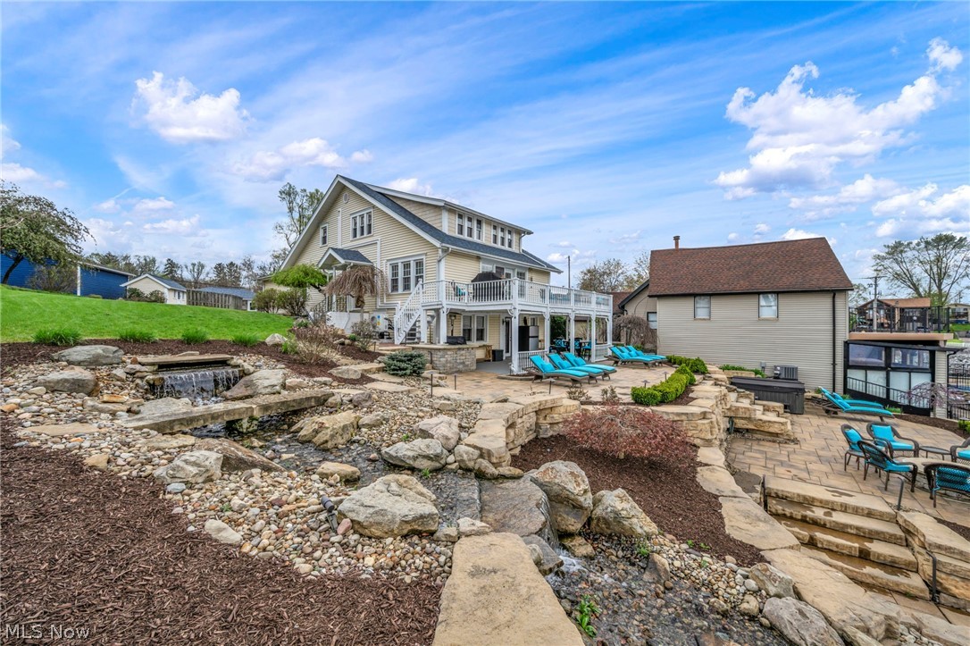 Oak Point - Residential