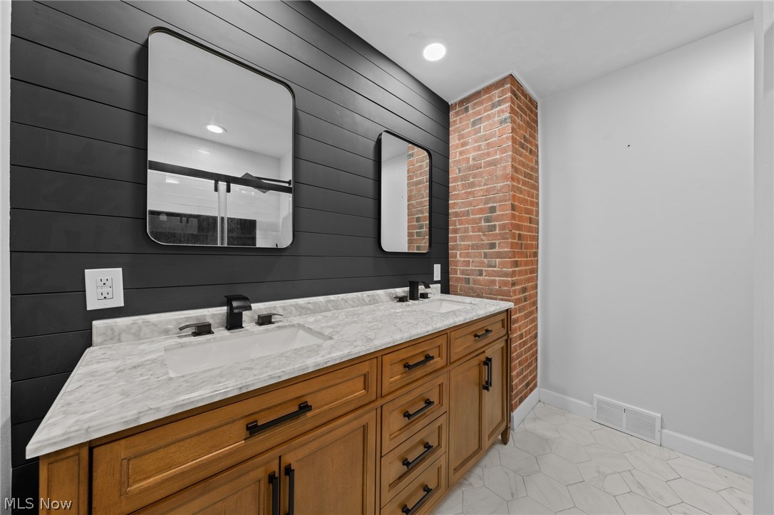 Brecksville Township - Residential