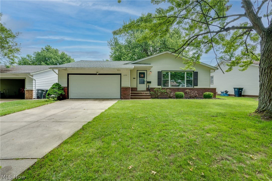 Lyndhurst Mdws 03 - Residential