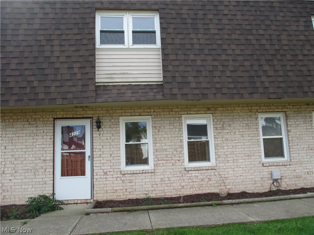 Oxford Heights Condo - Residential