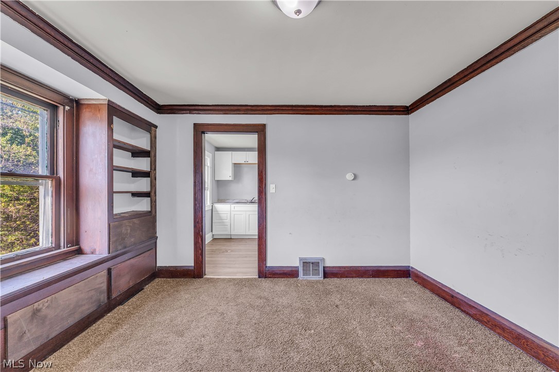 East Blvd - Residential Income