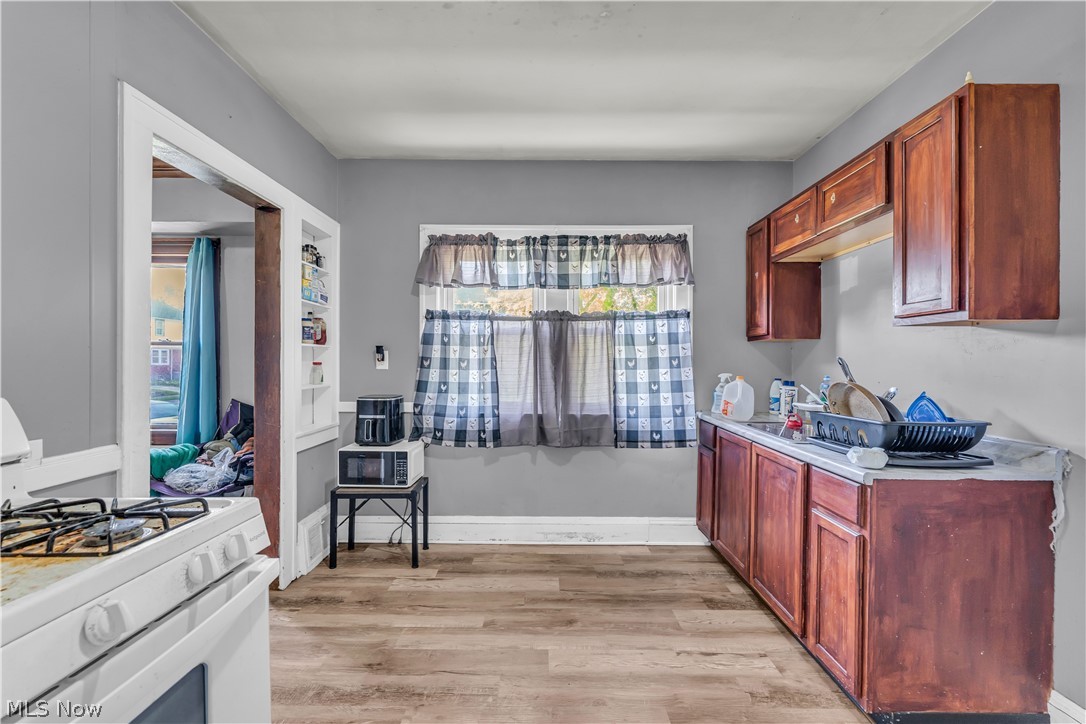 East Blvd - Residential Income