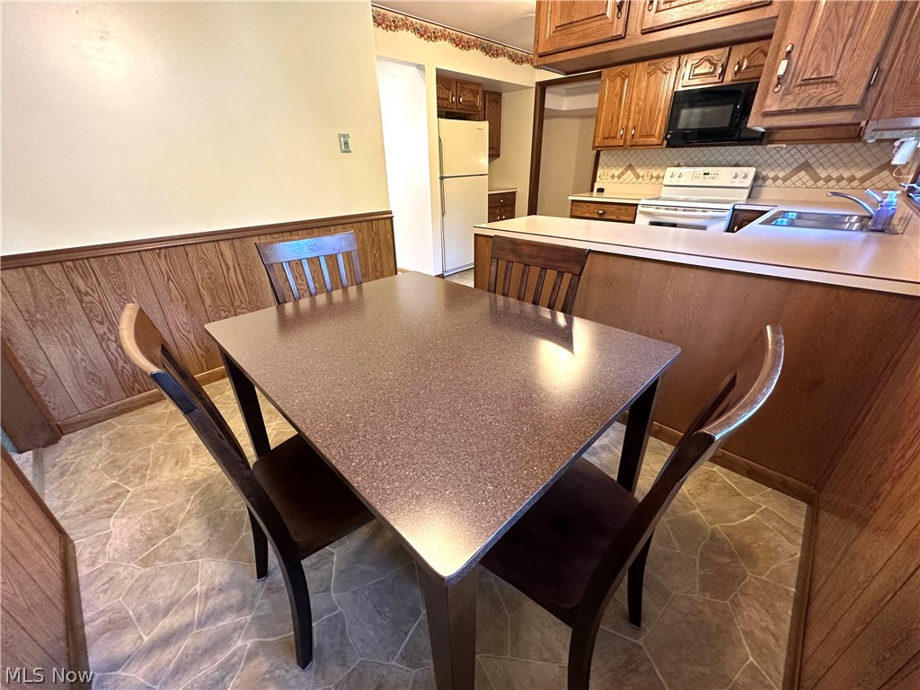 Wolfendale Acres - Residential