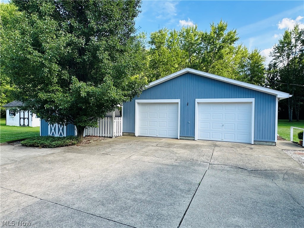 Wolfendale Acres - Residential