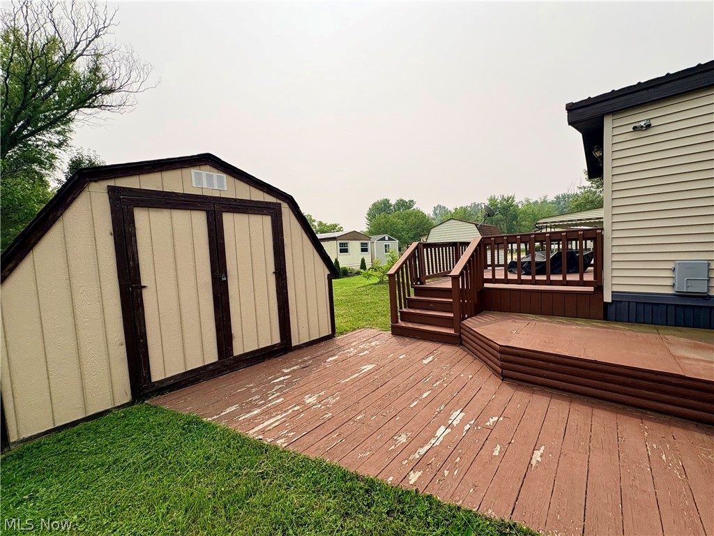 Westwood Lake Park - Residential