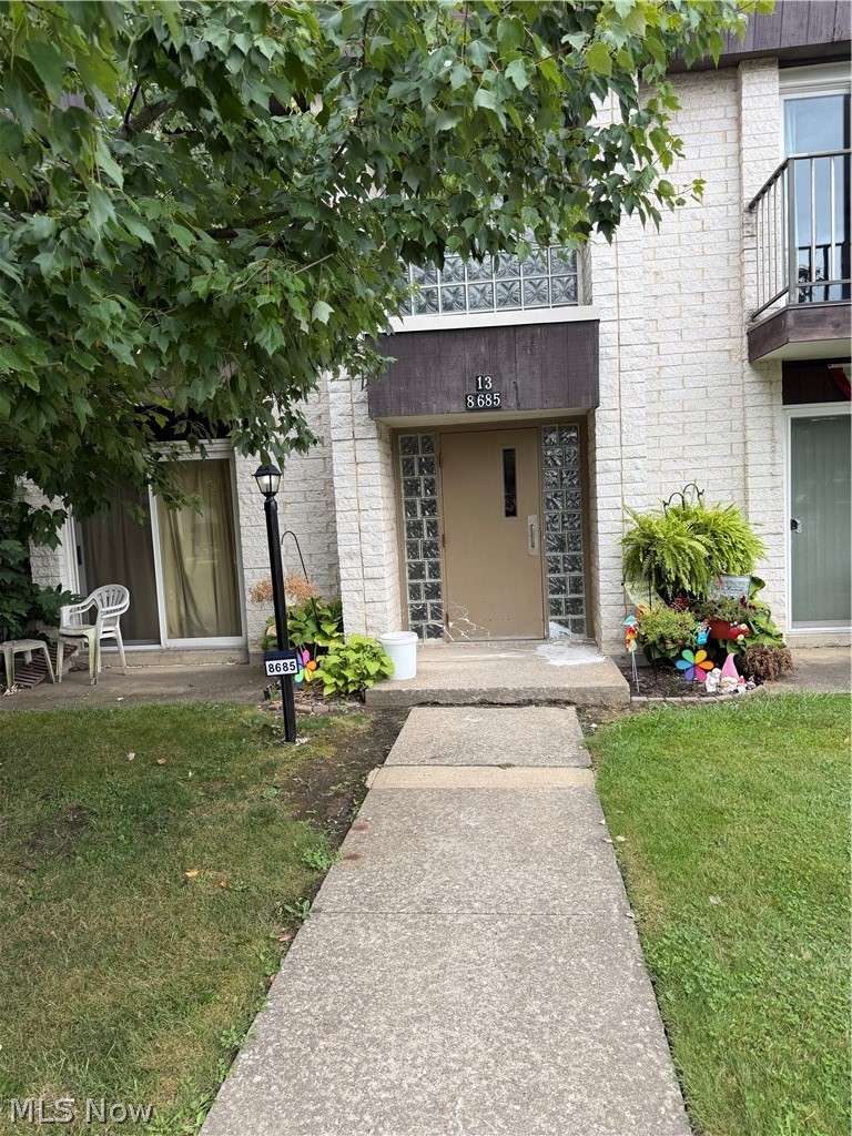 Bring your vision! This second floor condo with a private balcony overlooking the courtyard is priced to reflect it's condition and is ready for investors, flippers, or buyers to customize a home to their own style. Conveniently located near shopping, restaurants and freeway access. Sold As-is. AC and HVAC replaced in 2019.