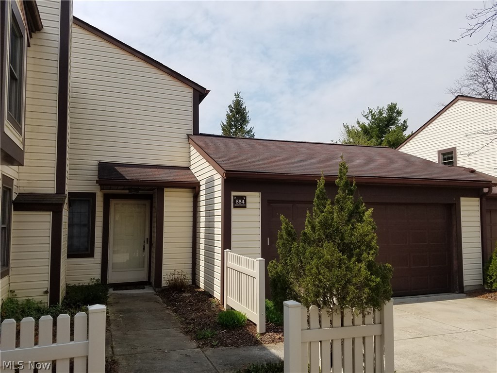 Eagles Chase Condo - Residential
