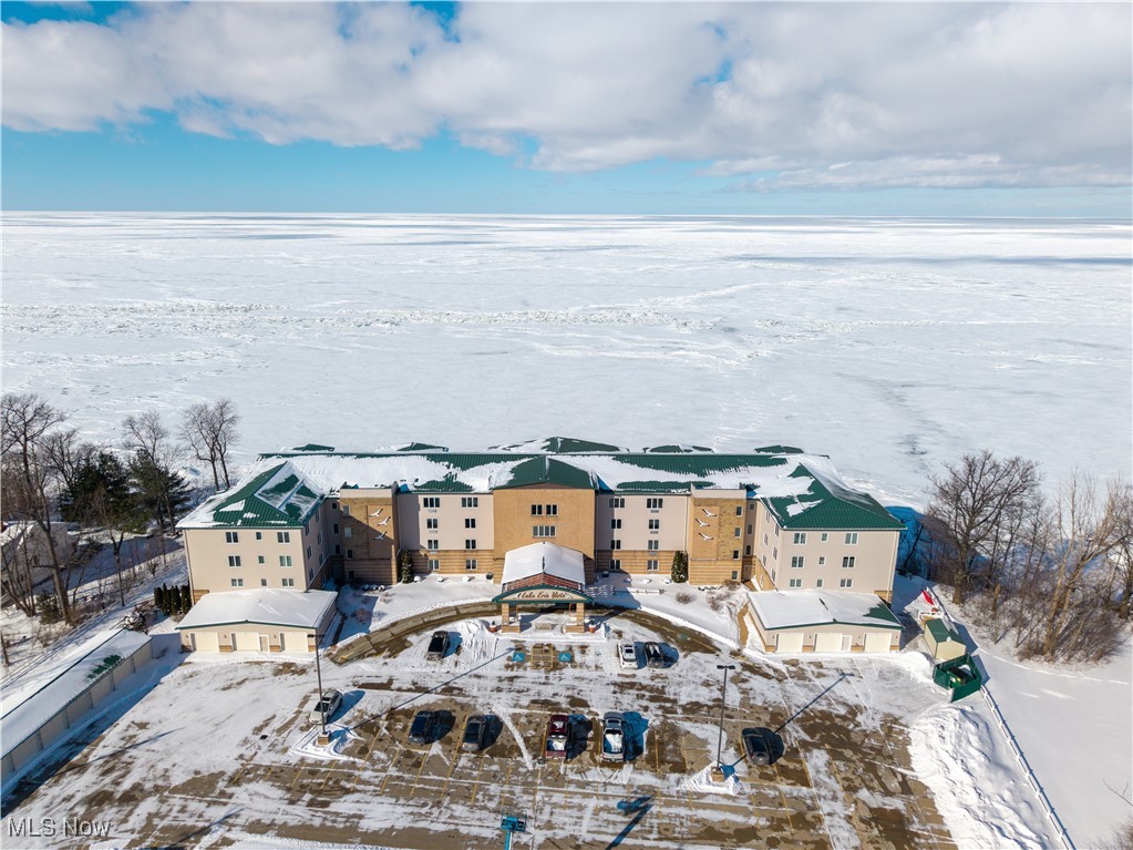 Lake Erie Vista Condo - Residential