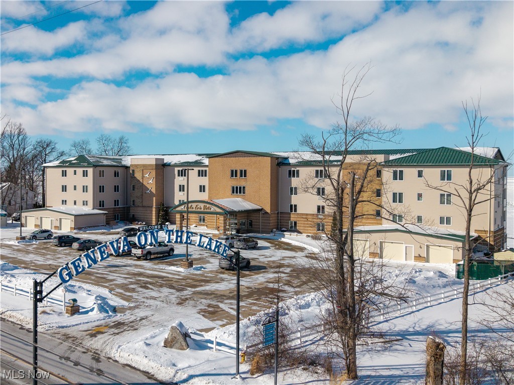 Lake Erie Vista Condo - Residential