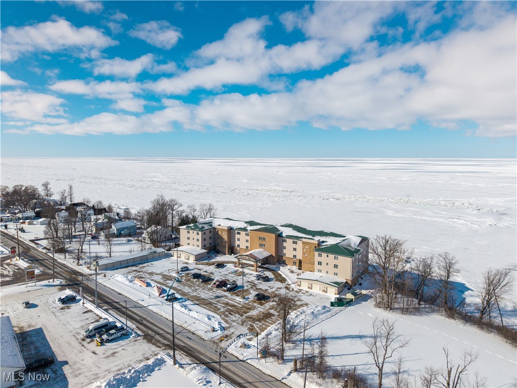 Lake Erie Vista Condo - Residential