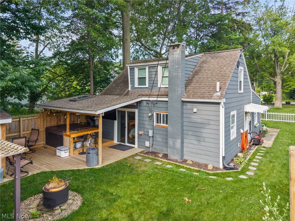 Eagle Point On Lake - Residential