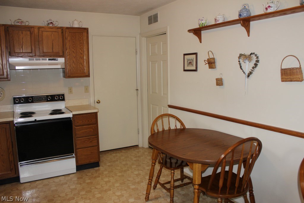 Brook Point Village Condo - Residential