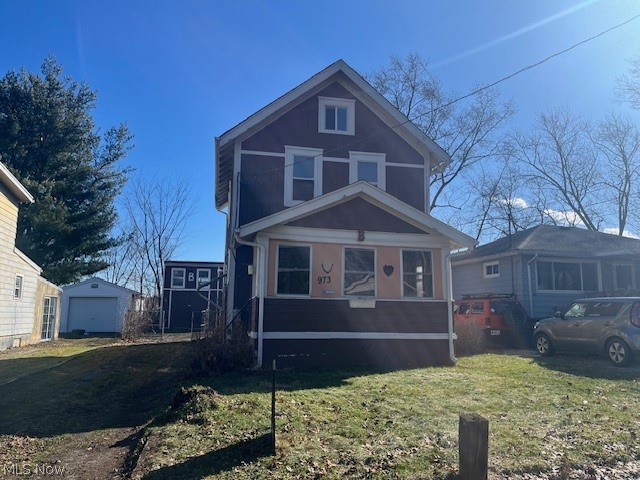 Attention all investors and those looking to design their future home. This 2 bedroom colonial offers you all the potential you need. Home has a full unfinished basement for plenty of storage, a large dining room for gatherings and an enclosed 3 season porch in front and back! Home is going to need some attention but the bones are there. Both bedrooms are good sized and offers a large 2nd floor bathroom. Large full attic. Living room and dining room have hard wood flooring. A huge garage with 2nd floor in back offers a ton of storage.

Come see it today while it lasts.
