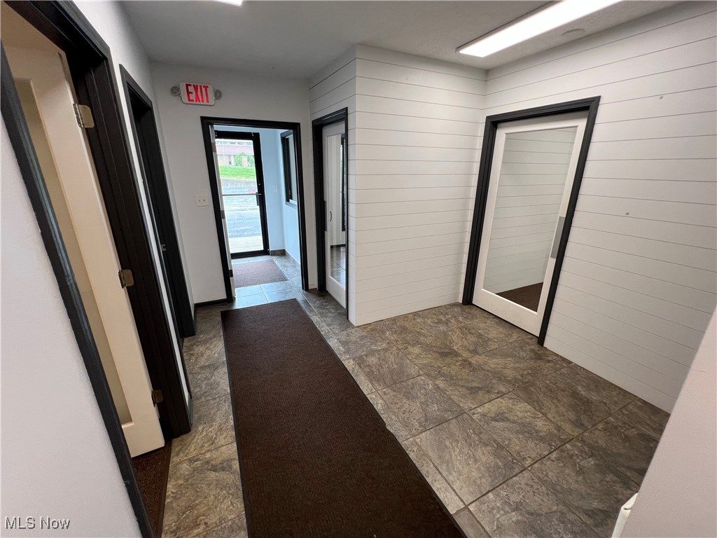 D D Davis 03 - Commercial Lease