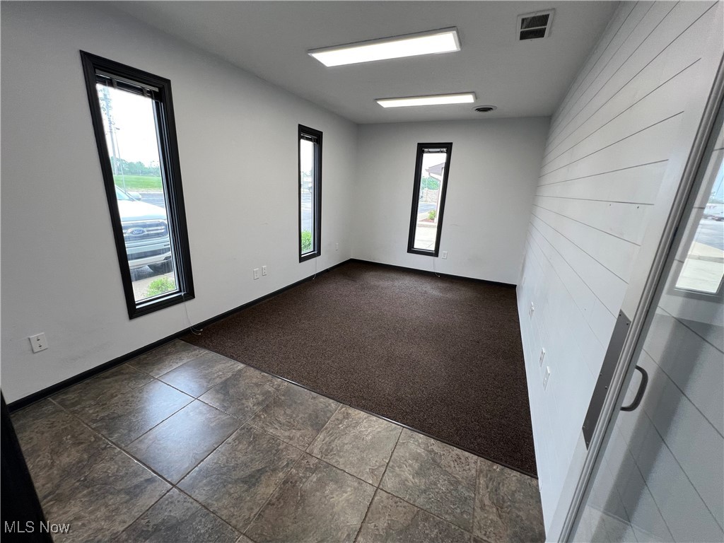 D D Davis 03 - Commercial Lease