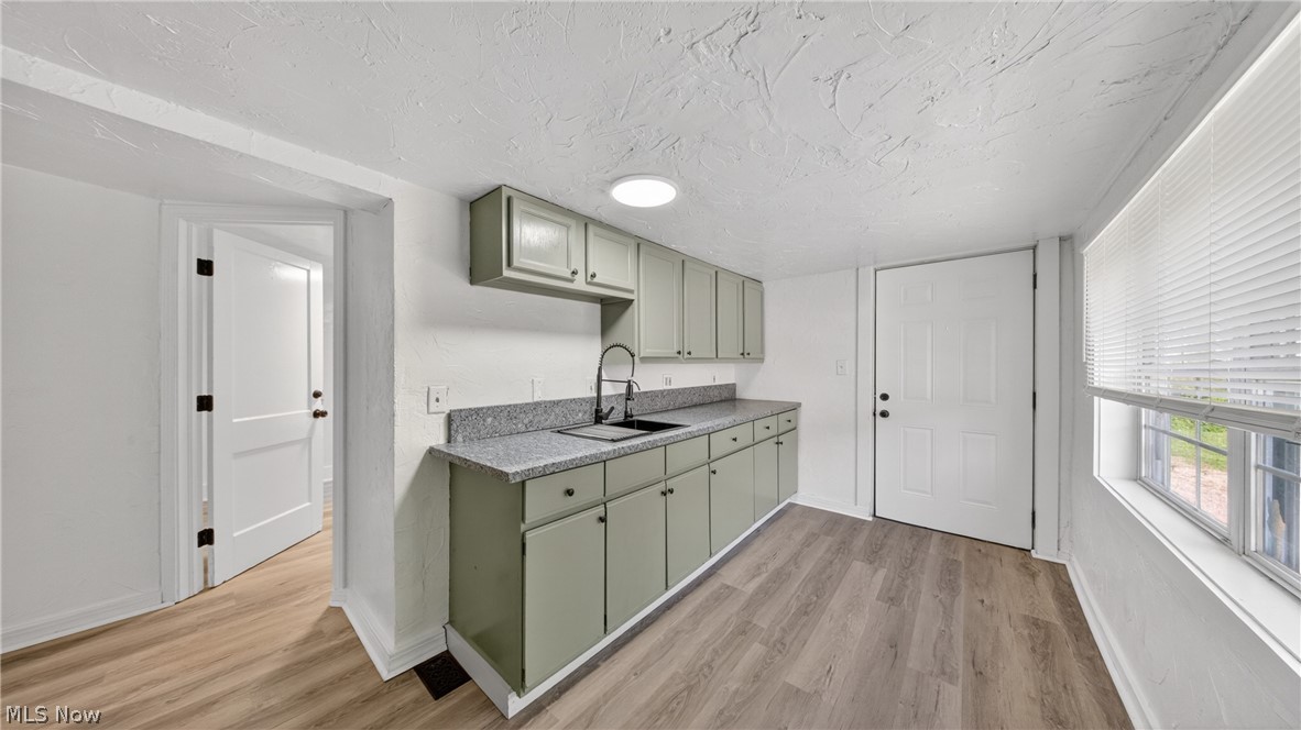 Voris - Residential