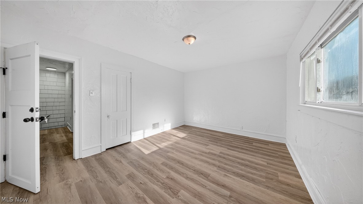 Voris - Residential