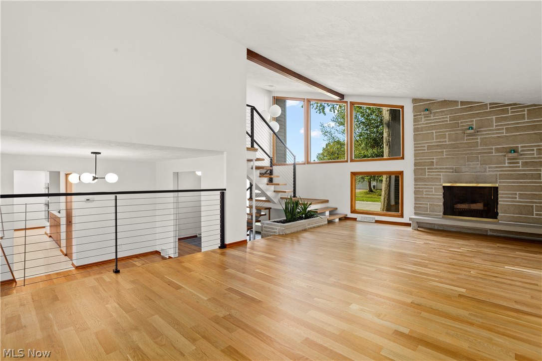 Williamsburg Heights 05 - Residential