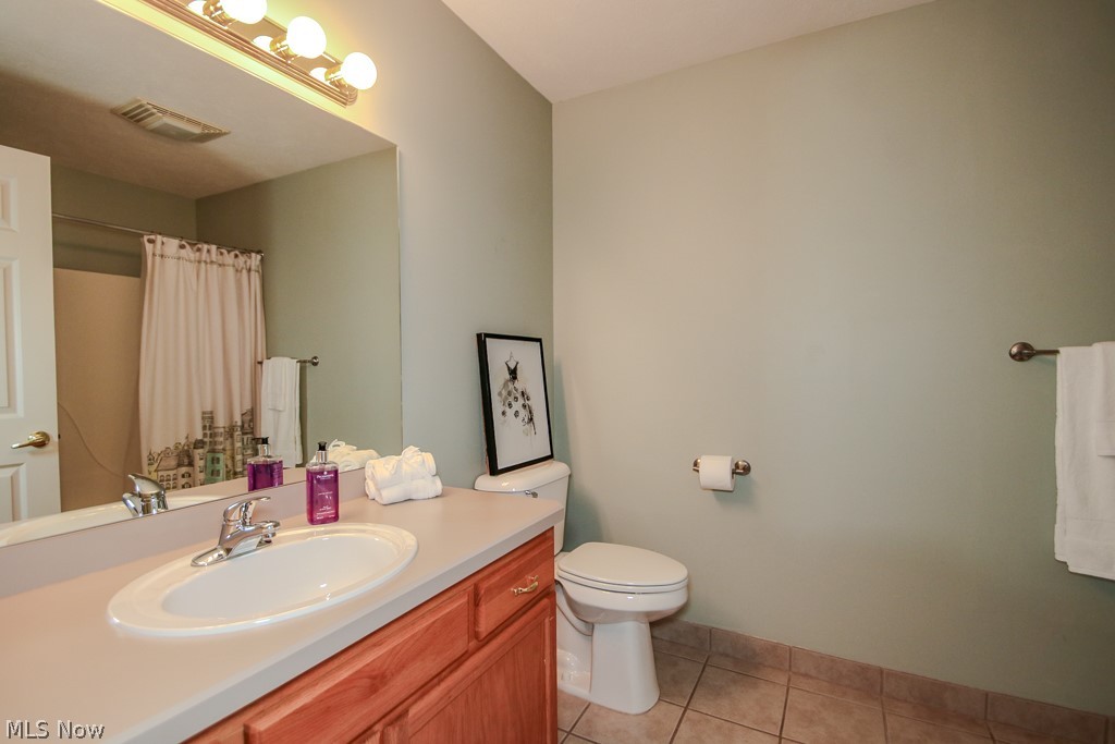 Hickory Ridge Condo - Residential