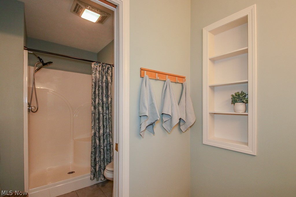 Hickory Ridge Condo - Residential