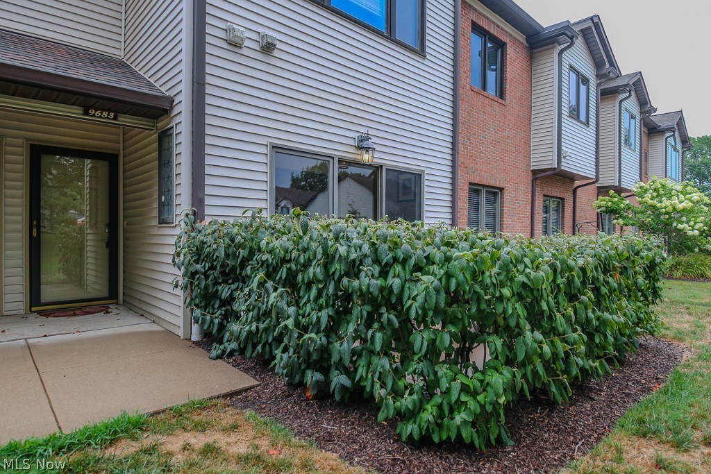 Hickory Ridge Condo - Residential