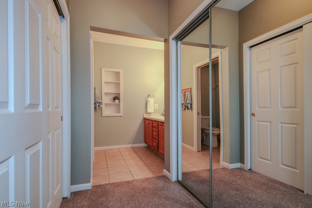 Hickory Ridge Condo - Residential