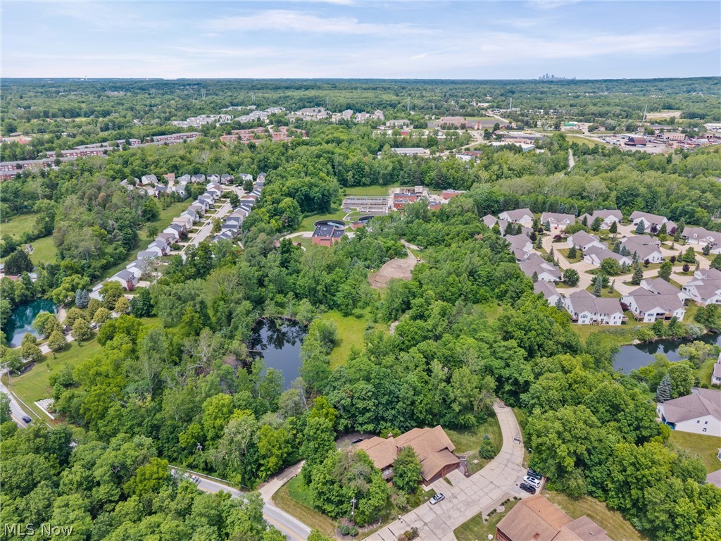 Edgarton Woods Condo - Residential