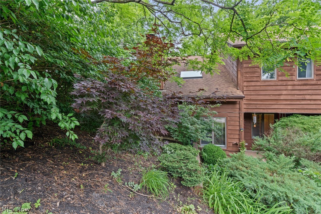 Edgarton Woods Condo - Residential