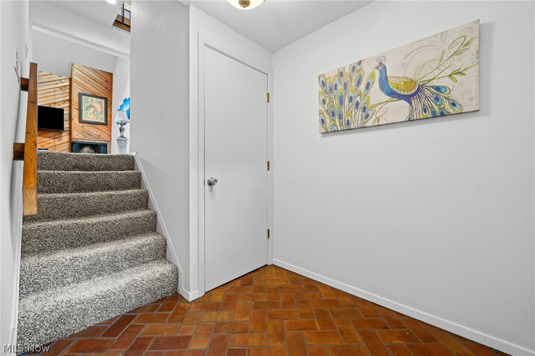 Edgarton Woods Condo - Residential