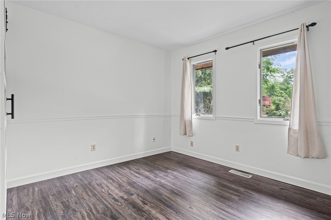 Edgarton Woods Condo - Residential