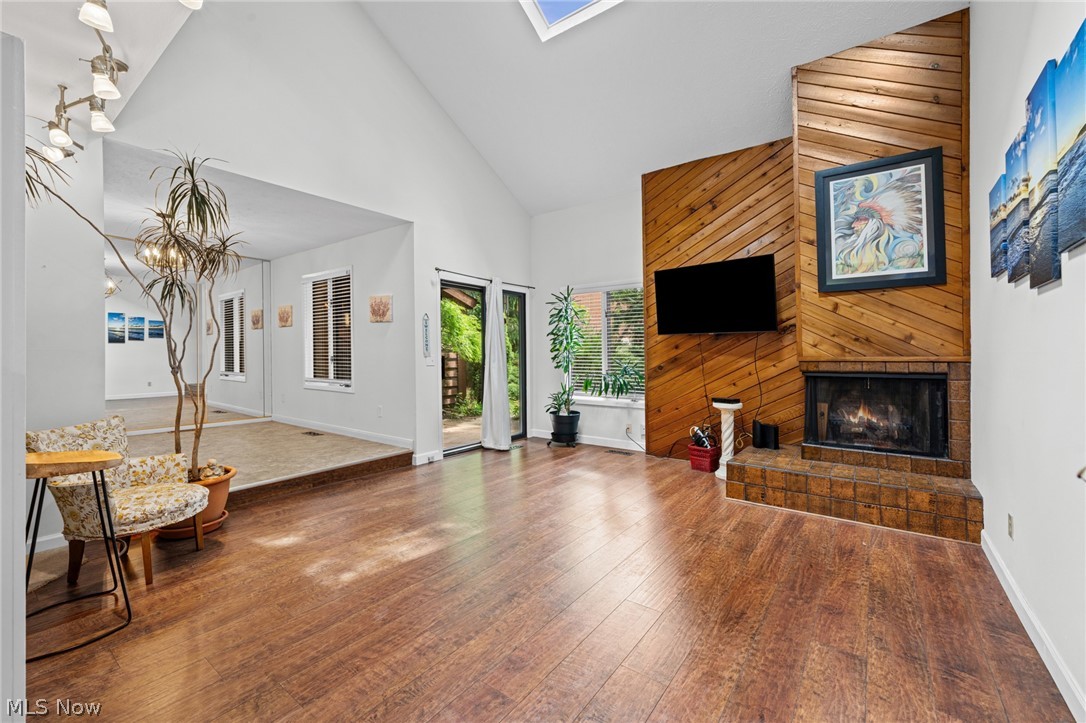 Edgarton Woods Condo - Residential