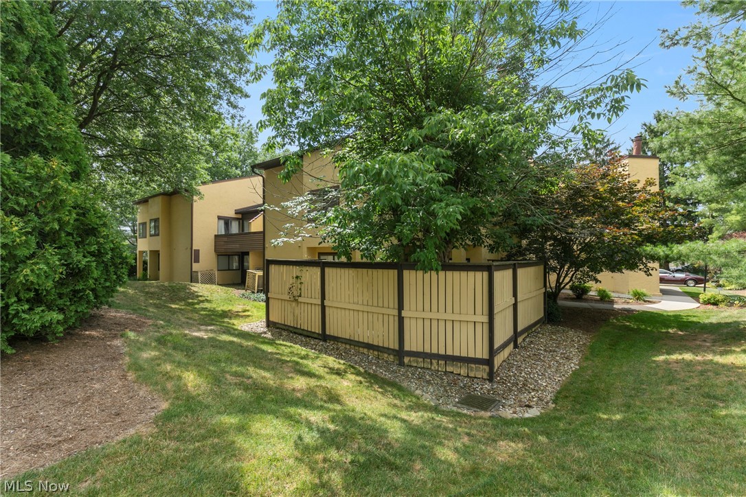 Hampton Woods - Residential
