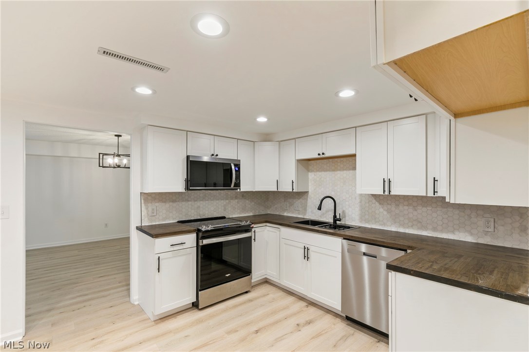 Hampton Woods - Residential