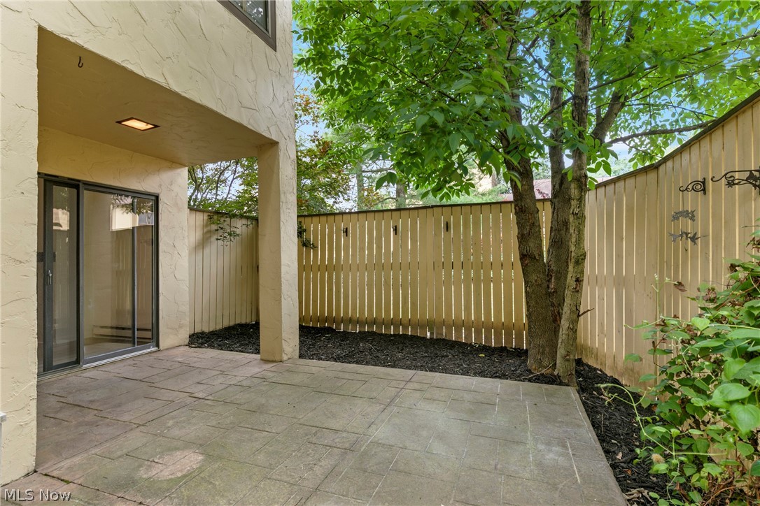Hampton Woods - Residential